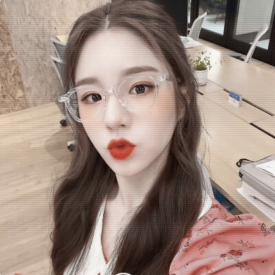 “mua~”
#田姬振
◎林榆潇