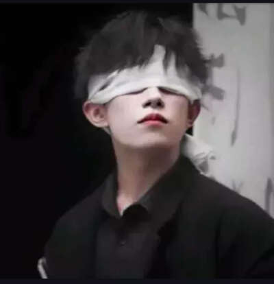 易烊千玺