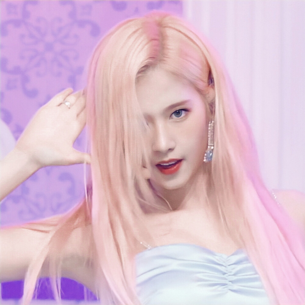 Sana is Fishing God
江素囧/凑崎纱夏sana
