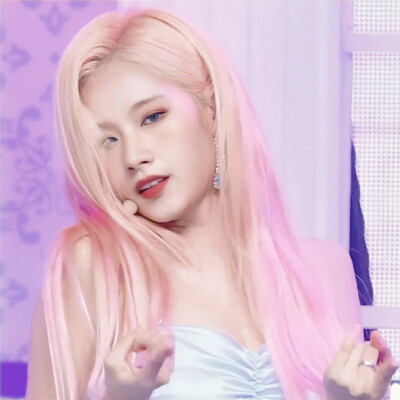 Sana is Fishing God
江素囧/凑崎纱夏sana
