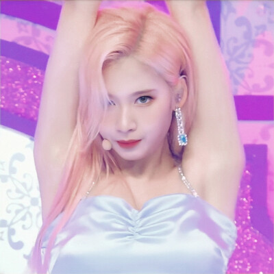 Sana is Fishing God
江素囧/凑崎纱夏sana
