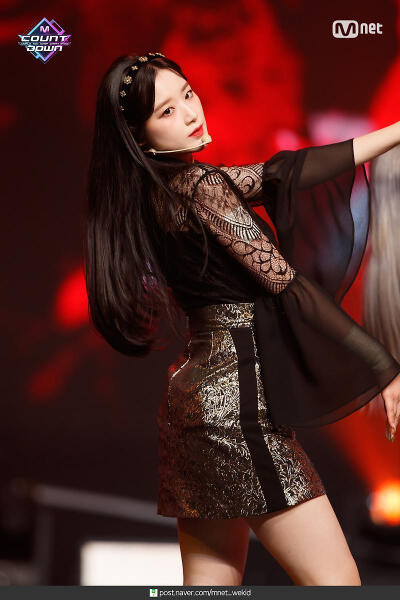 叶舒华。
logo。