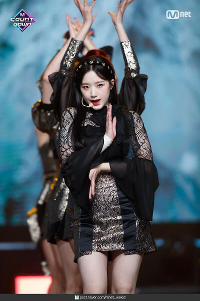 叶舒华。
logo。