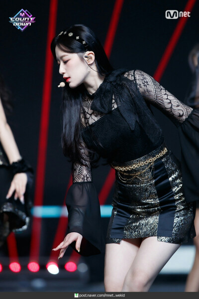 叶舒华。
logo。