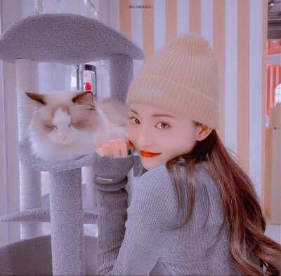 周洁琼
图源wb：@·沫恋雪迪·