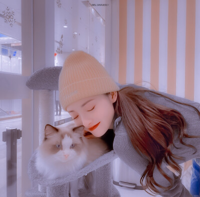 周洁琼
图源wb：@·沫恋雪迪·