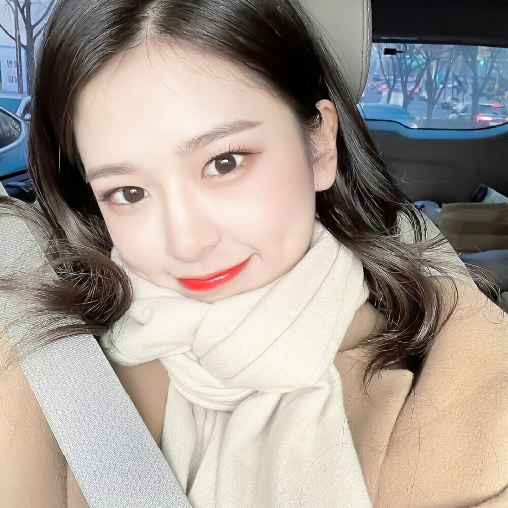 “公开和偏爱是喜欢一个人的资本”