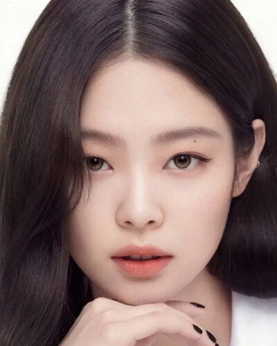 金智妮 jennie