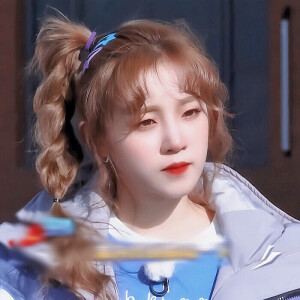 
°When you love somebody yeah You can make any changes.
当你爱某人时，你可以做任何改变.



原许辄